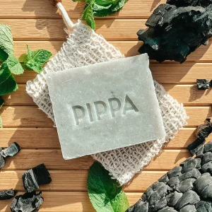 PIPPA – Charcoal & Peppermint – shampoo paard 180 gram